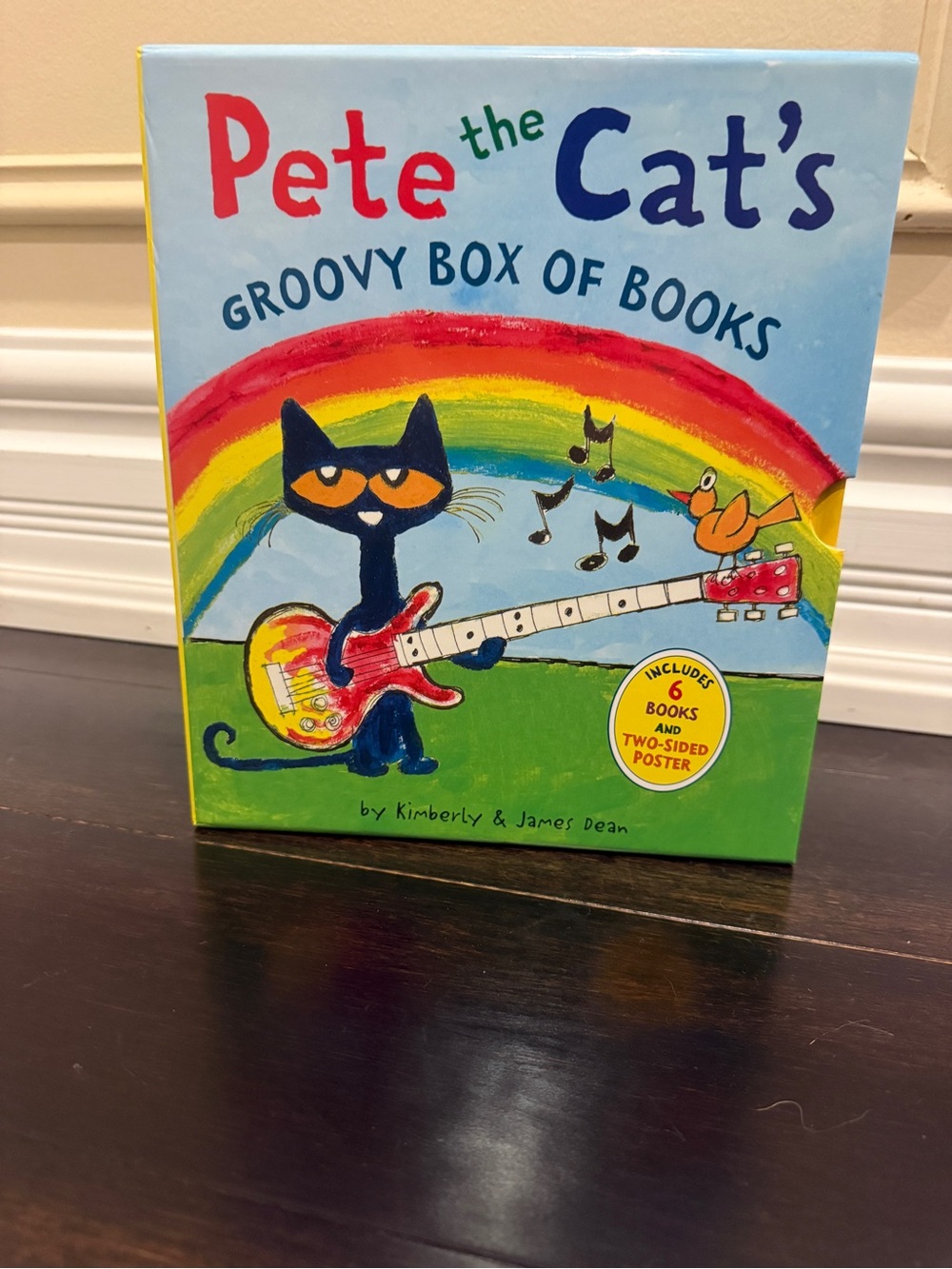 Pete the Cat Groovy Box of Books - 6 Book Hard Cover Collection